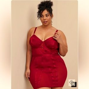 Torrid strappy chemise